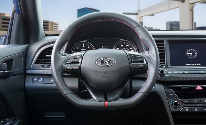 Hyundai Elantra Sport 2017 hứa hẹn mang đến nhiều bất ngờ hyundai5 2140 Hyundai Elantra Sport 2017 hứa hẹn mang đến nhiều bất ngờ