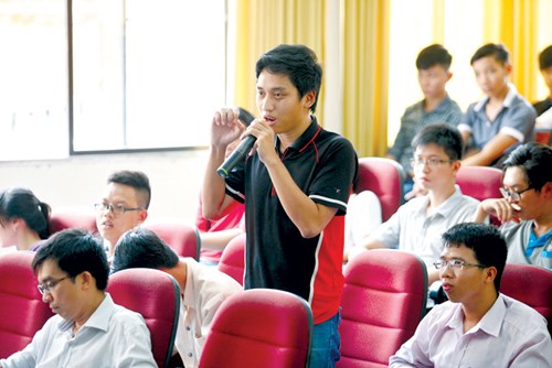 Sinh viên Kinh tế và Công nghệ tìm cơ hội trong hội nhập hinh 13 Sinh viên Kinh tế và Công nghệ tìm cơ hội trong hội nhập