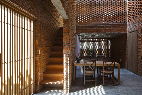 10 be1f Ngôi nhà với thiết kế gạch mộc độc đáo ở Đà Nẵng giành giải thưởng tầm quốc tế