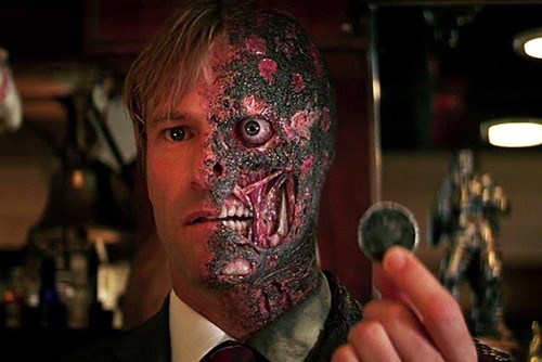 two face Các nhân vật phản diện bất hủ sẽ cho ta những bài học lãnh đạo hữu dụng