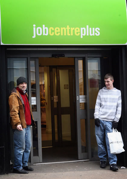 ukunemployment 1367013369 500x0 Tỷ lệ thất nghiệp ở nước Anh dâng cao đến mức báo động
